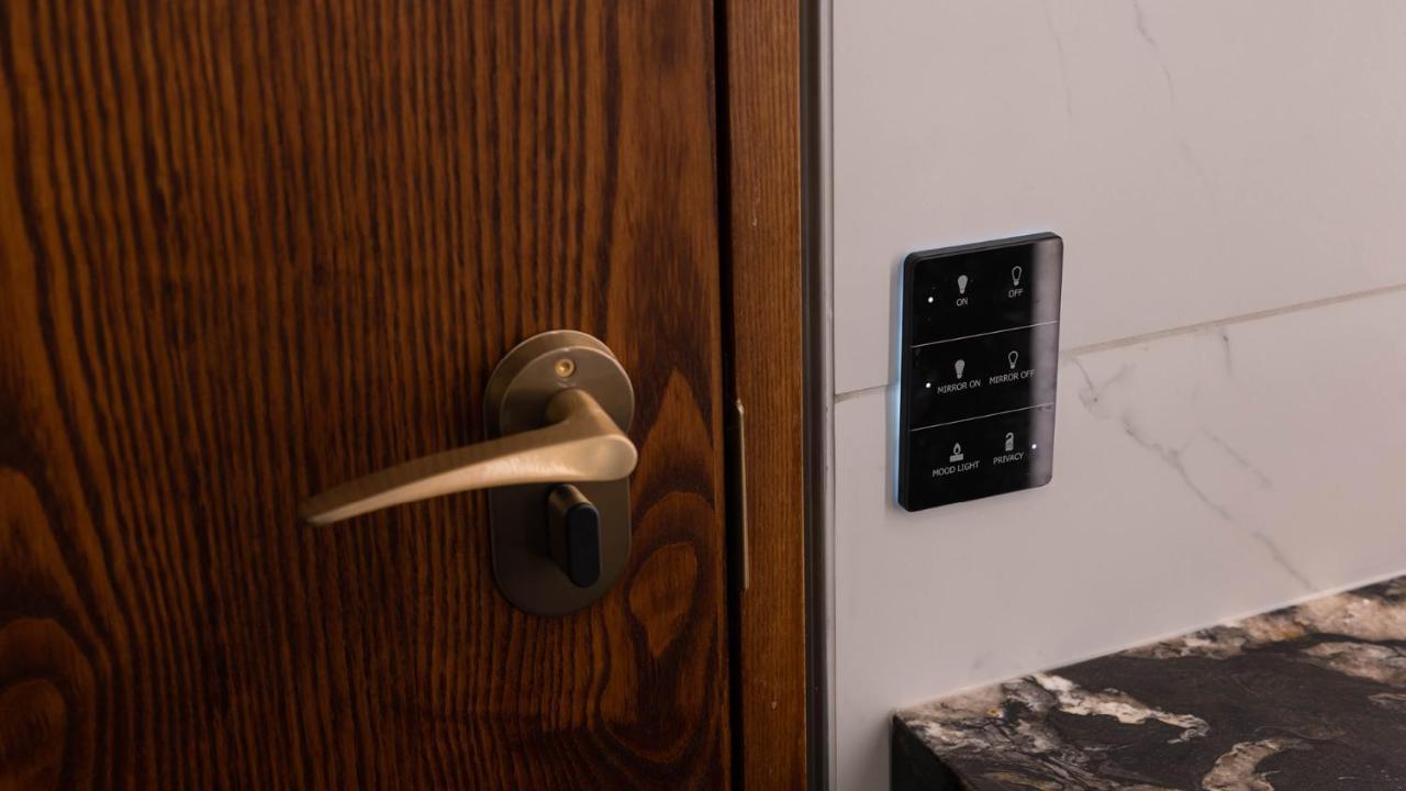 Horizon By Skycity Окленд Экстерьер фото A keypad entry system