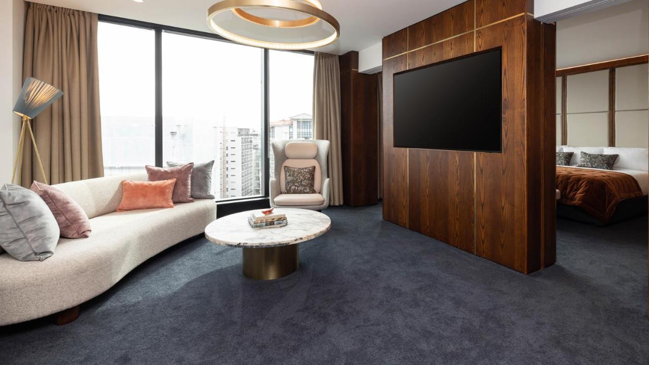 Horizon By Skycity Окленд Экстерьер фото A suite at the hotel